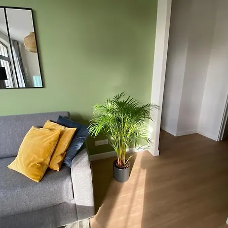 Centre-ville * Rdc * Clim * Wifi * De Gamme * *