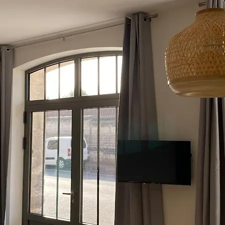 Centre-ville * Rdc * Clim * Wifi * De Gamme * *