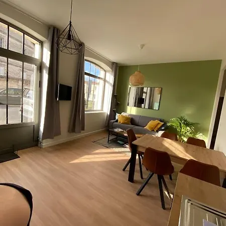 Centre-ville * Rdc * Clim * Wifi * De Gamme * *